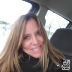 Portrait de l'expert en voyance sentimentale anaelle