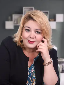 Portrait de l'expert en voyance sentimentale Mirta
